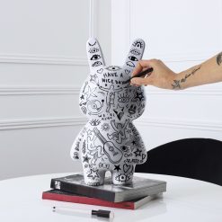 New La Chaise Longue Sculpture Crazy Bunny Personnalisable